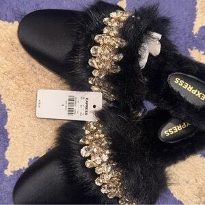 Express Black Gold Fur Mules Pointed Toe slipper FauxFur Rhinestone NWT Express